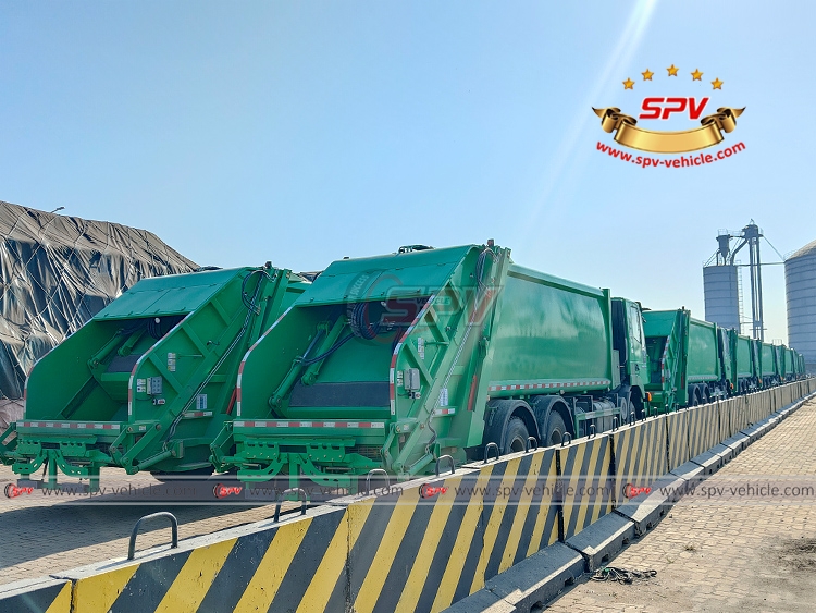 20 CBM Garbage Compactor Truck IVECO - In Port 2 20 CBM Garbage Compactor Truck IVECO - In Port 2